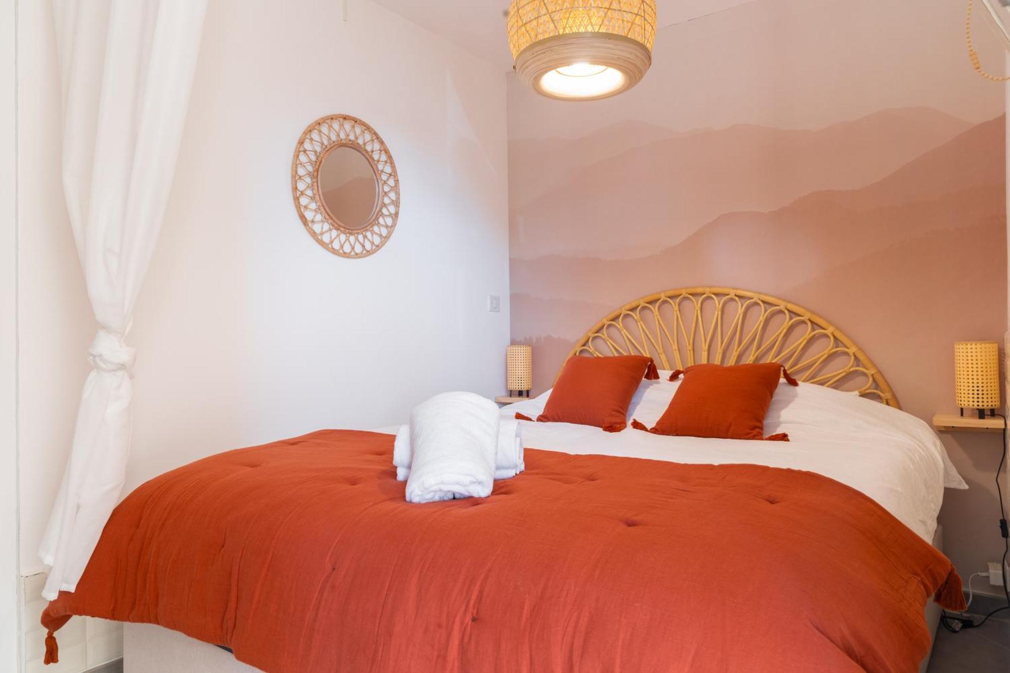 Appart Cosy, Piscine, Clim, Parking Prive - Proche Plage - Arrivee Autonome - Lit Queen Size La Seyne-sur-Mer Exteriör bild